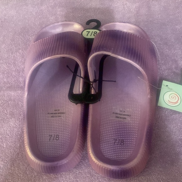 Metallic Slides - Picture 4 of 5